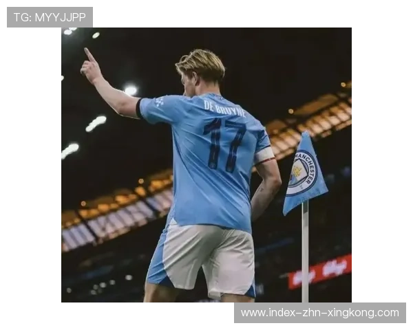 德布劳内精准挑传抢断后立刻回传,曼城效率爆表