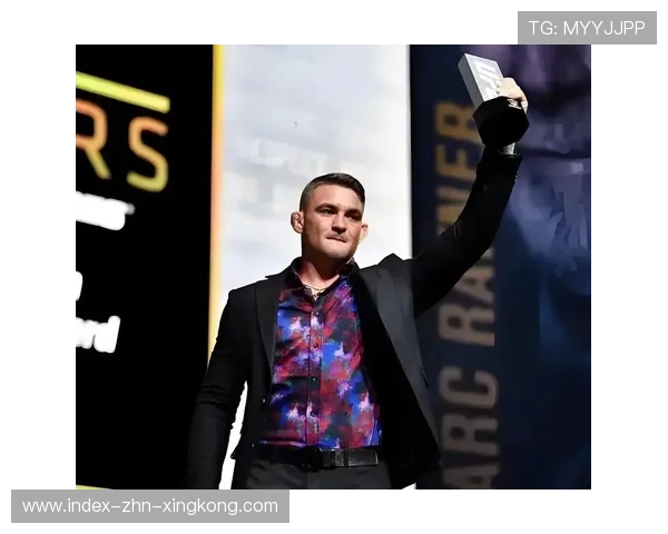 UFC摔跤技连续得分形成压制:如何在格斗赛场上无懈可击?